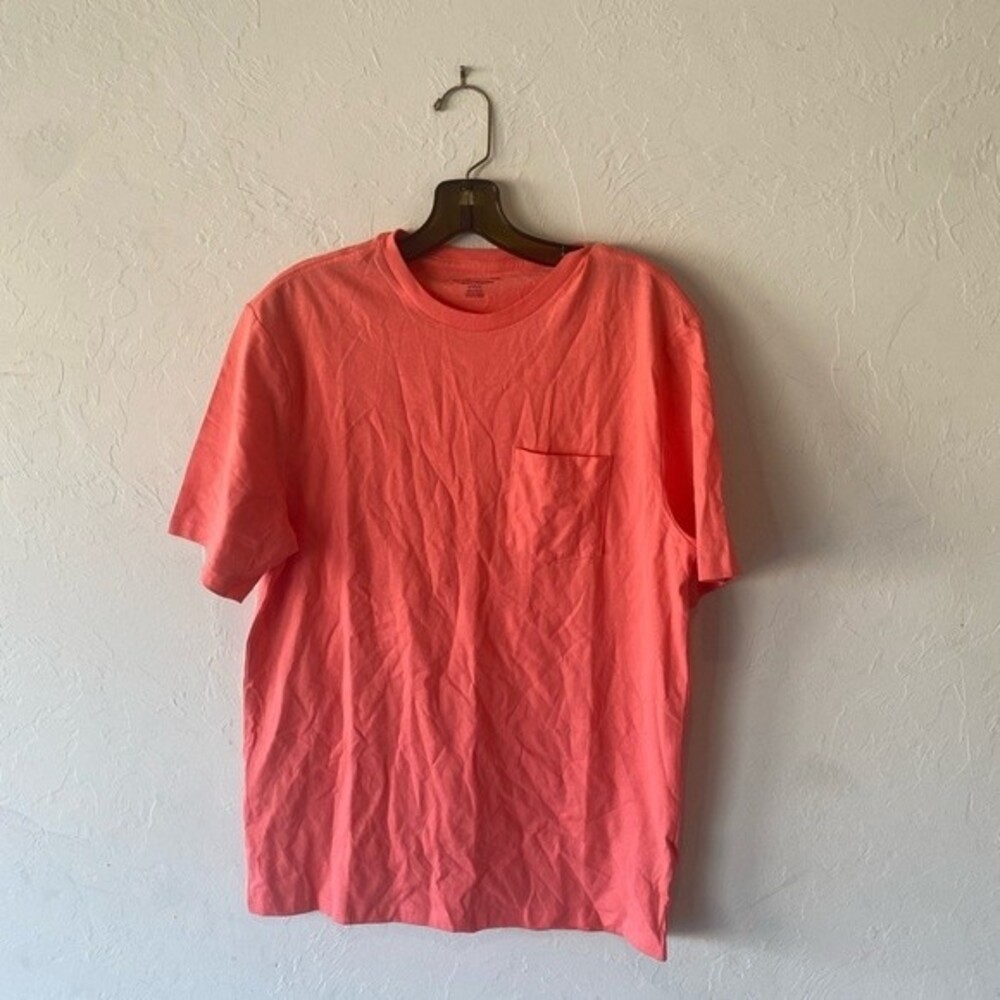 Amazon Essentials Coral short sleeve T-shirt with pocket